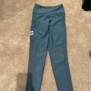 Peloton blue teal leggings small